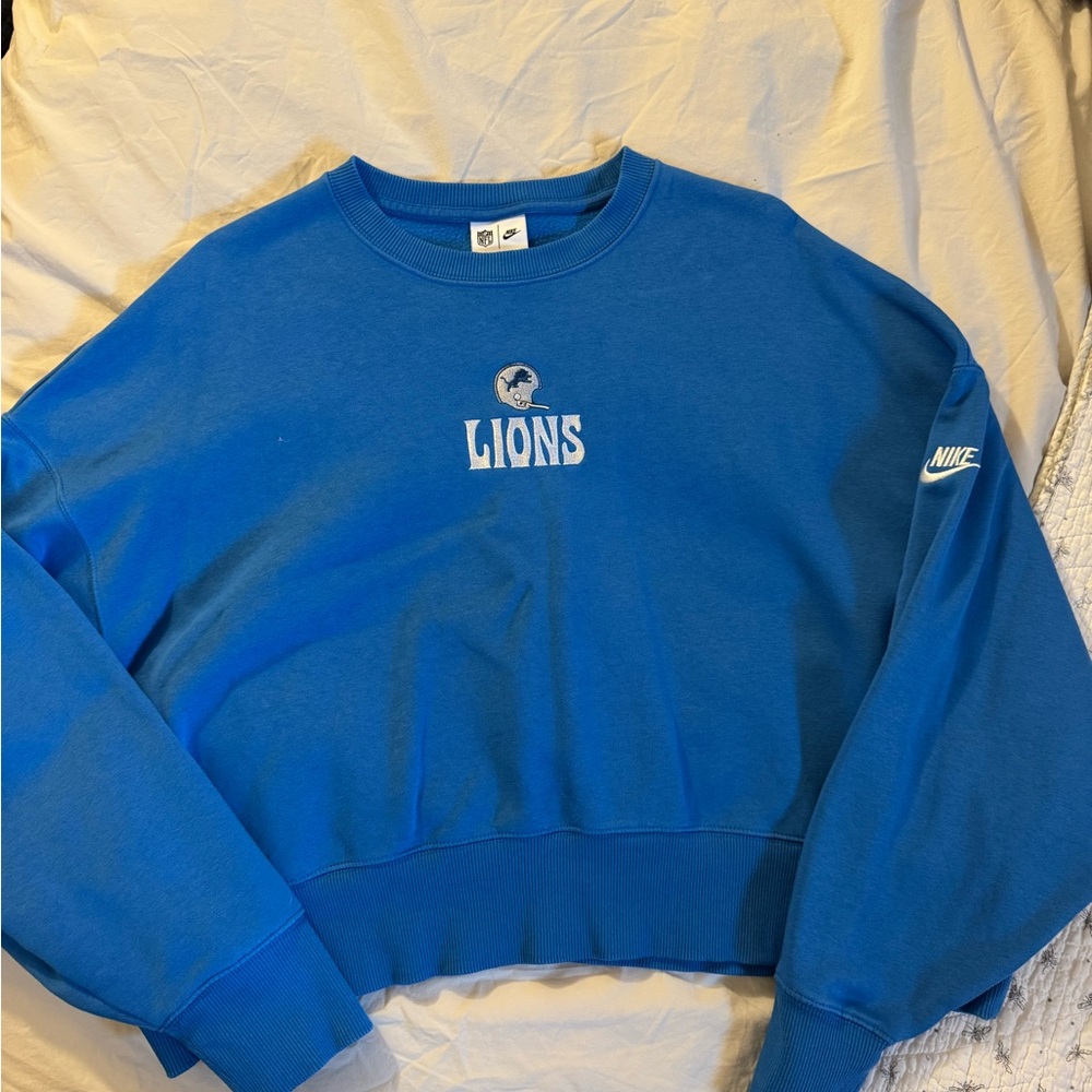 Nike Oversized Rewind Pullover Lions